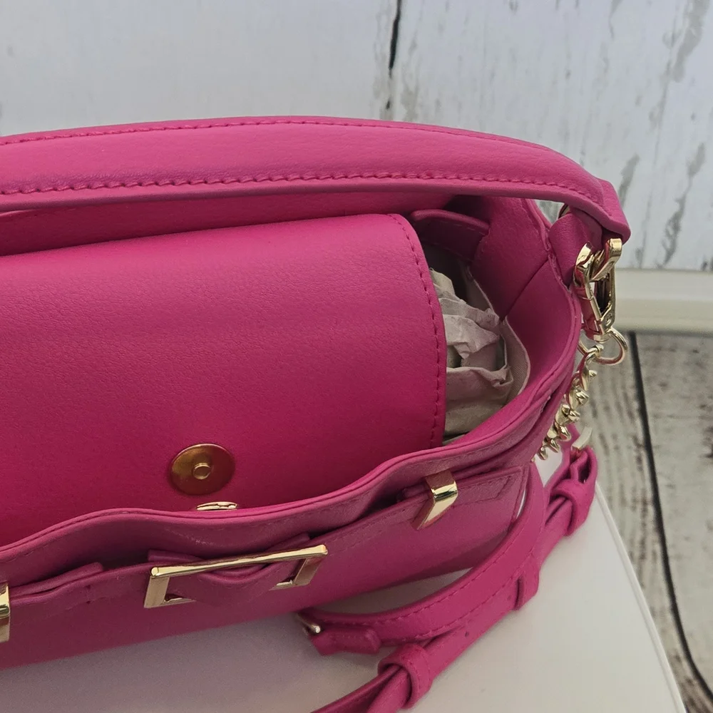 NWT Madden Girl Magenta Mini Tote Leather with Gold Chain And Earbud Pouch - Picture 15 of 17